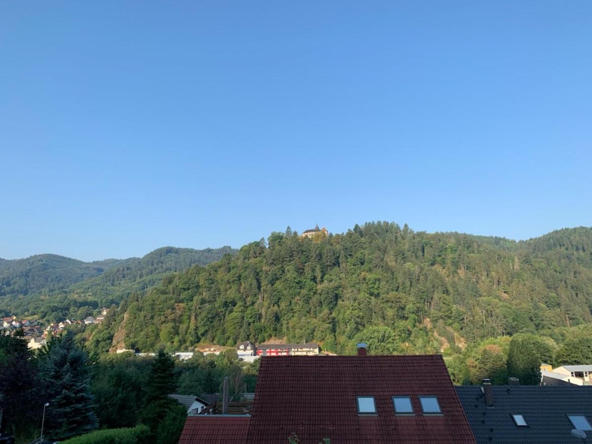 Schlossblickwohnung Schiel Gernsbach Esterno foto