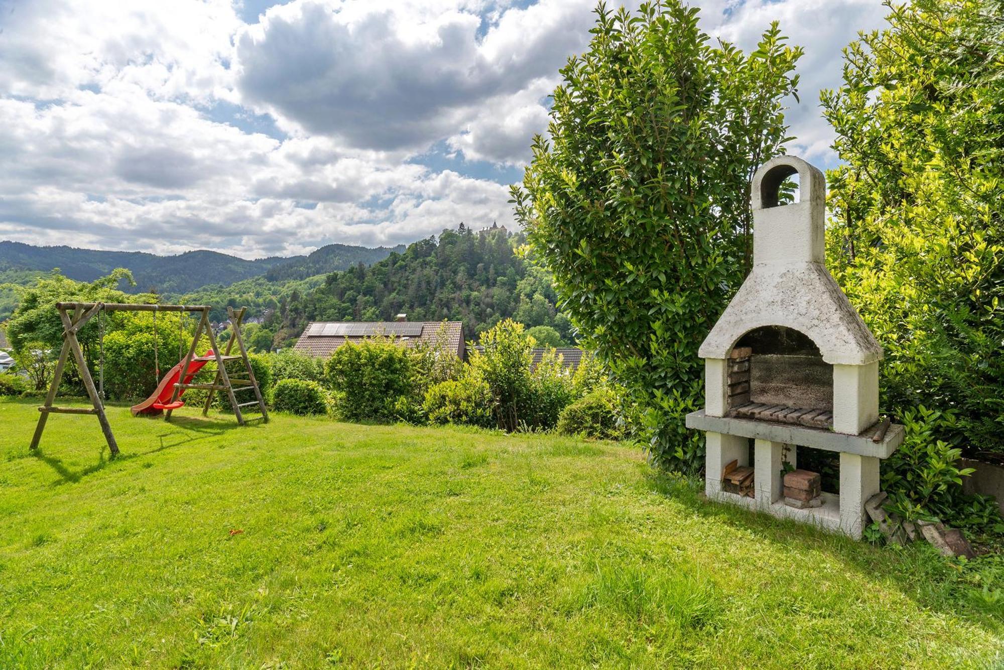 Schlossblickwohnung Schiel Gernsbach Esterno foto